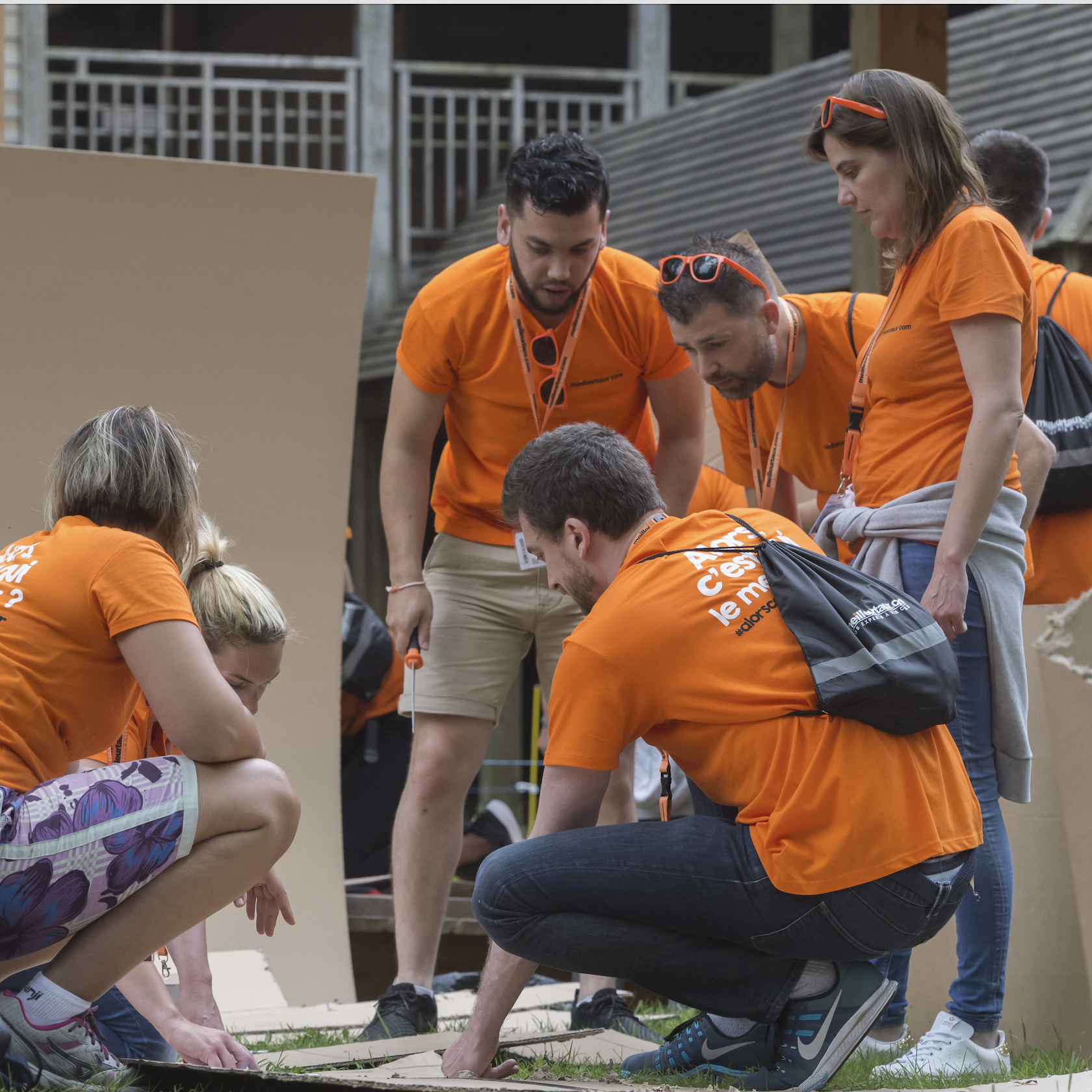 JEUX DE CONSTRUCTION DE CHARS