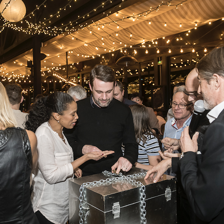 ANIMATION INTERACTIVE DE DINER