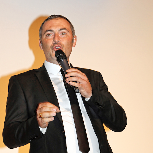 ANIMATEUR PRESENTATEUR