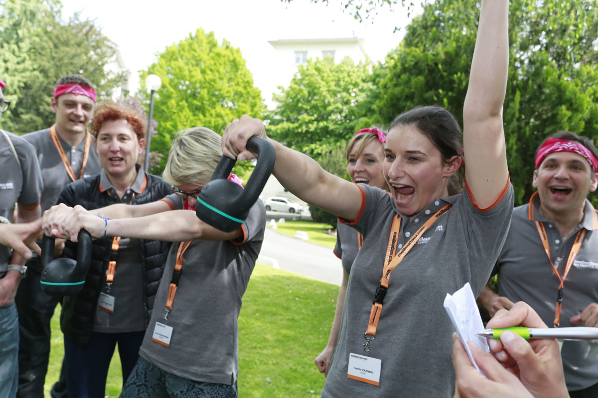 Team building « Adventure Games » : une équipe réunie en plein air